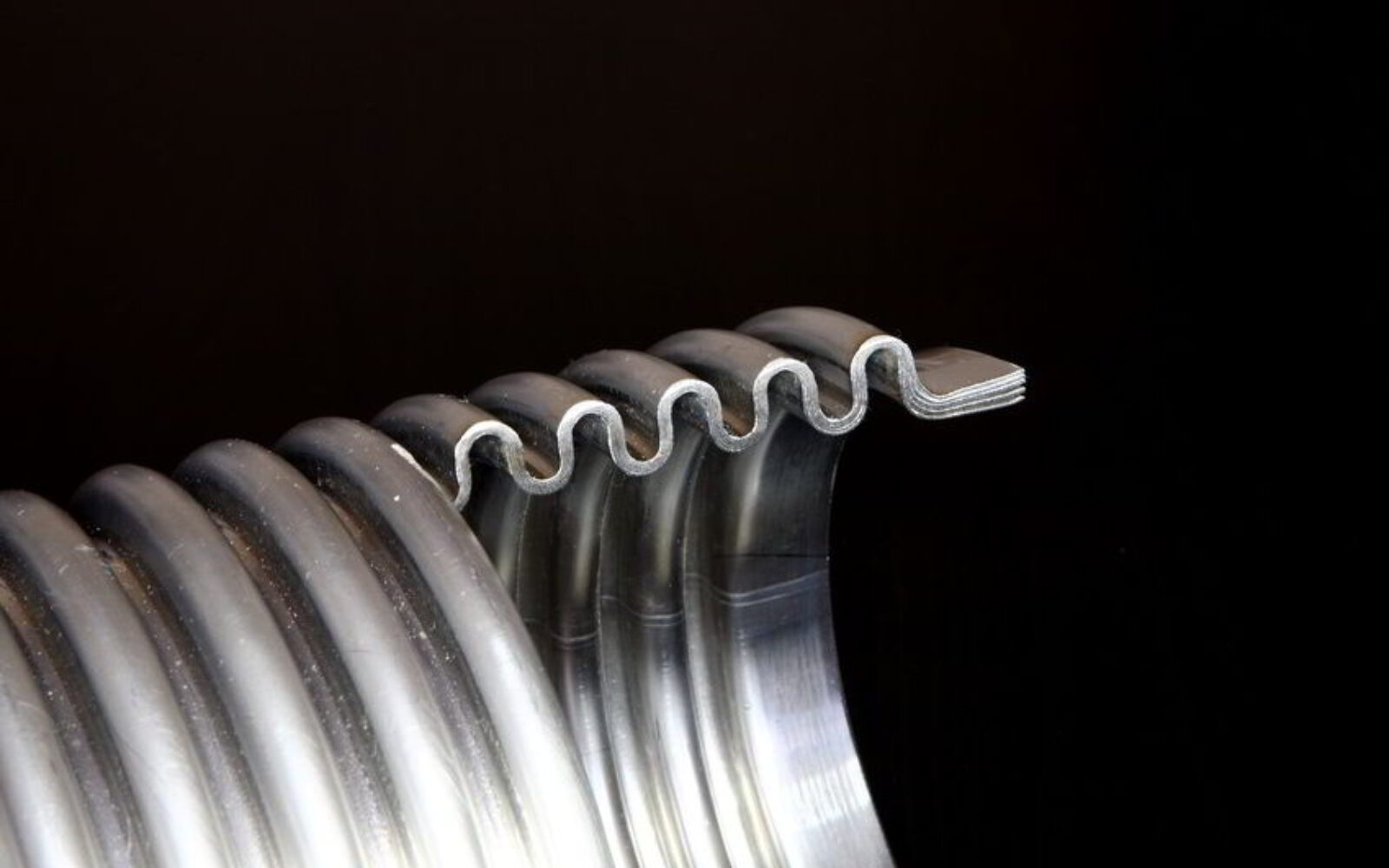 Exhaust Bellows Vs Flex Hose: Single-Ply Versus Multi-Ply