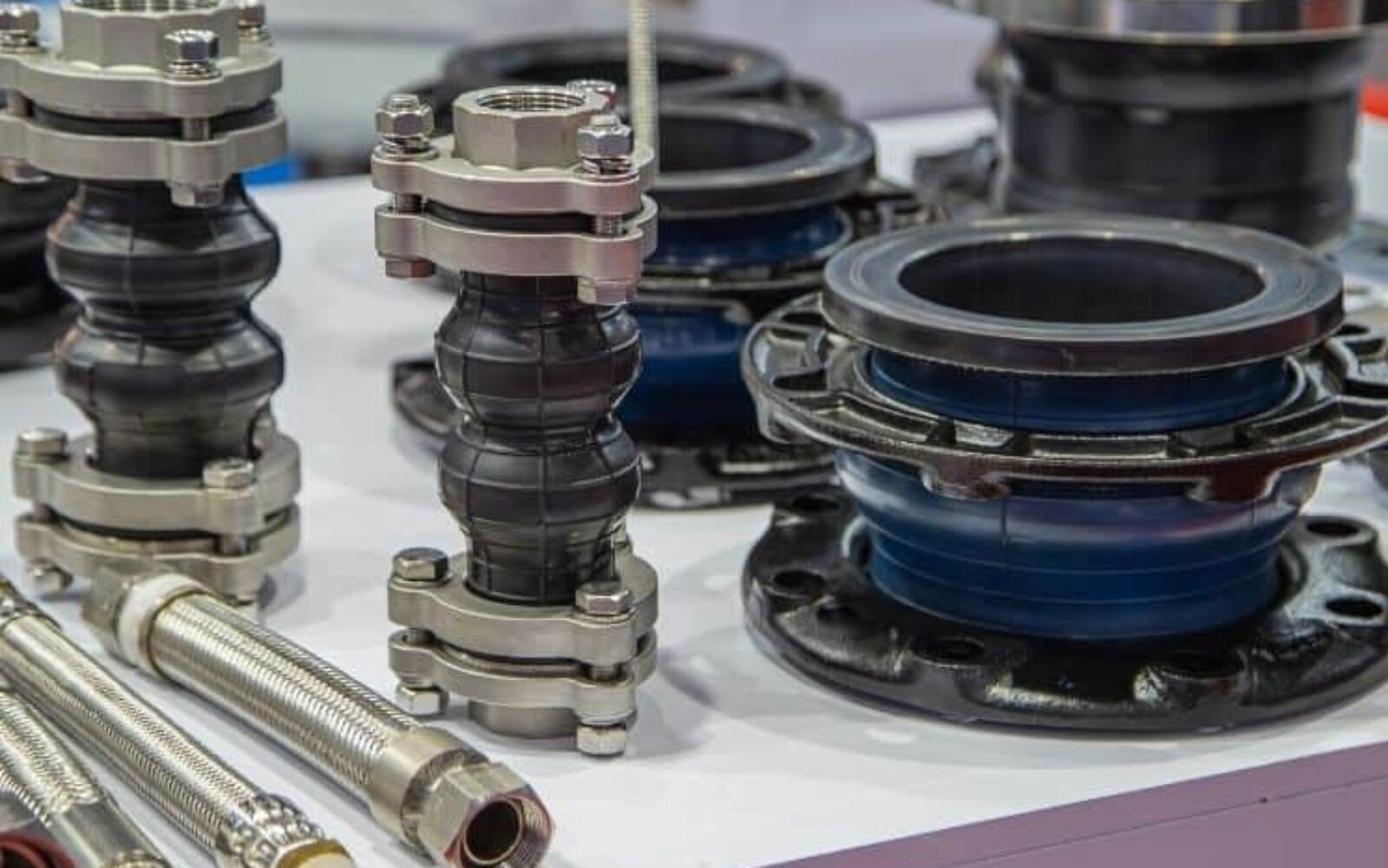 Types of Expansion Joints Required in Piping Systems