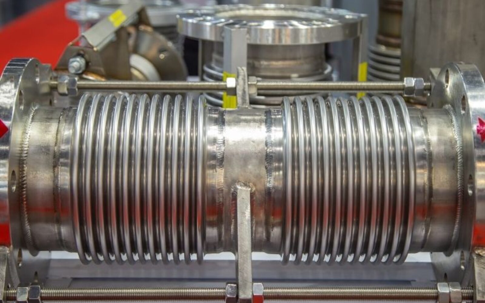 The Benefits of Using Tie Rods on Expansion Joint Assemblies