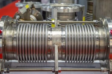 The Benefits of Using Tie Rods on Expansion Joint Assemblies