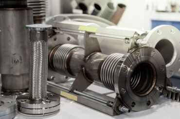Expansion Joints vs. Bellows: What’s the Difference?