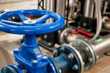 5 Industries That Rely on Expansion Joints