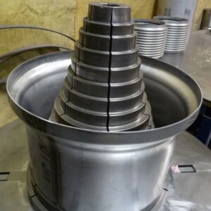 Weld-In Flow Liners