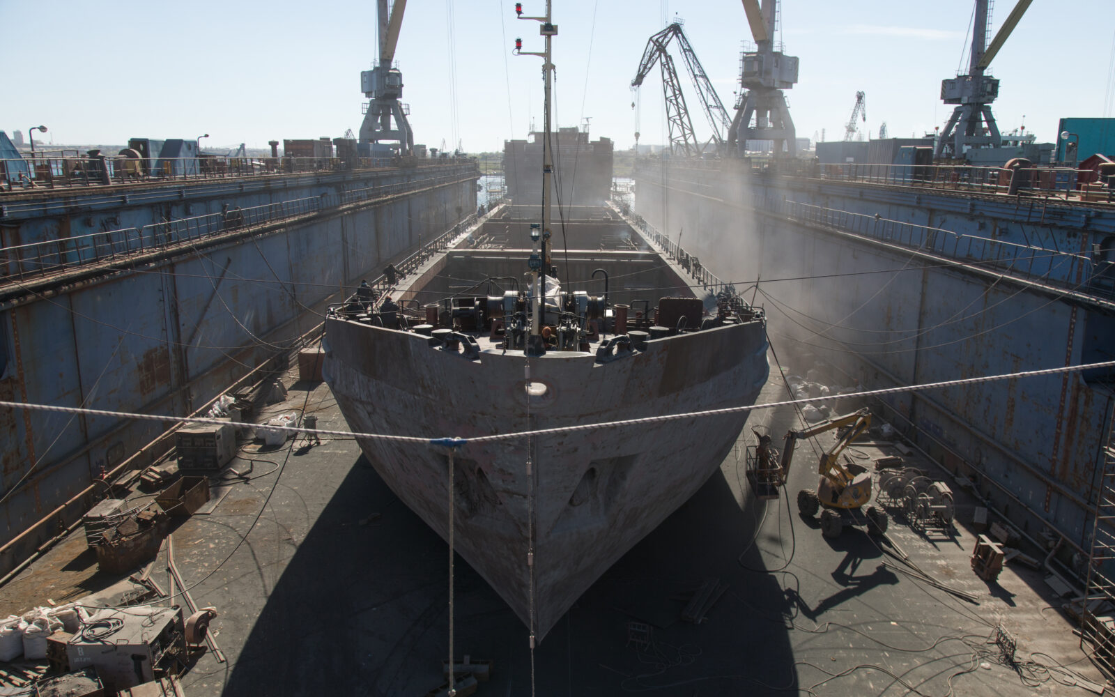 Marine & Shipping Marine & Shipping industry image